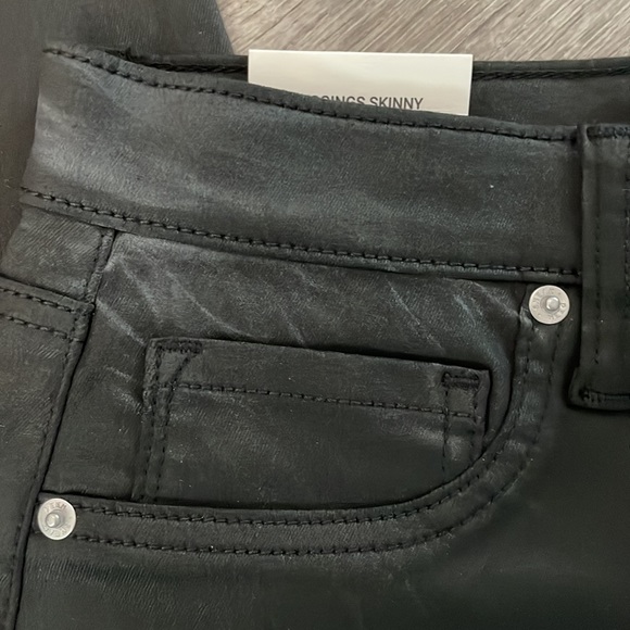 Black High Rise Jeans - Picture 5 of 5